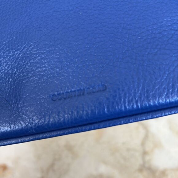 Country Road Australia Leather Zippered Wristlet Wallet - Picture 3 of 8